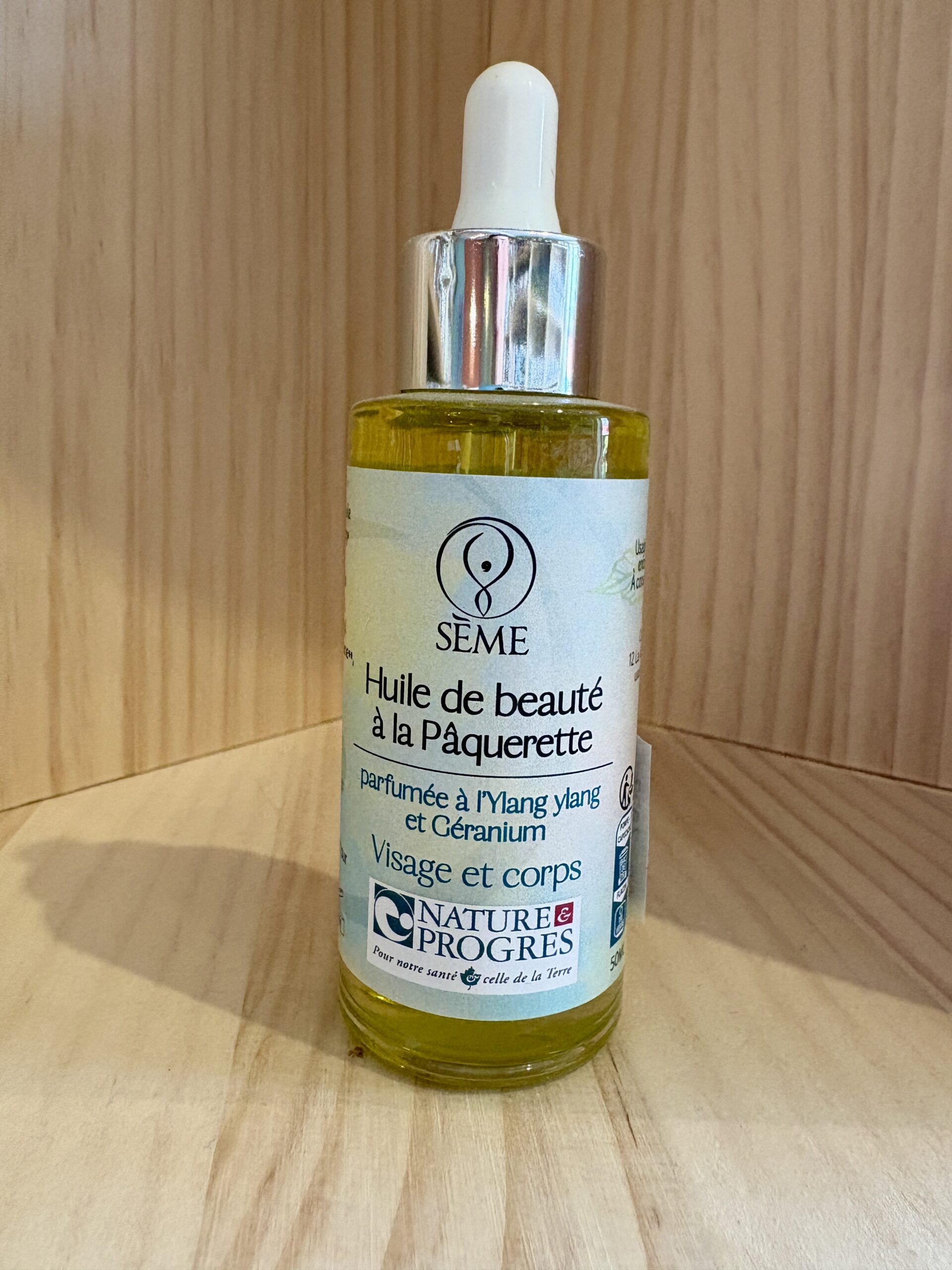 Huile de beauté à la Pâquerette