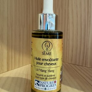 Huile envoûtante pour les cheveux